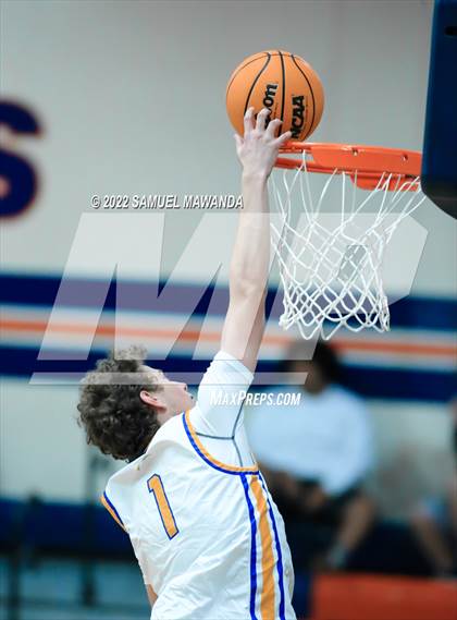 Thumbnail 2 in Agoura vs Valencia (7th Annual West Valley Tip-off Classic) photogallery.