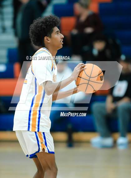 Thumbnail 3 in Agoura vs Valencia (7th Annual West Valley Tip-off Classic) photogallery.