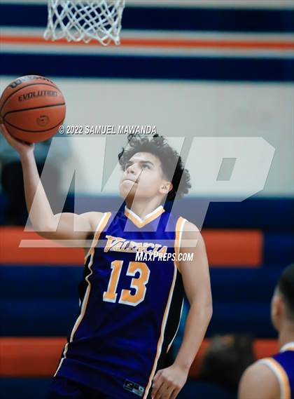 Thumbnail 2 in Agoura vs Valencia (7th Annual West Valley Tip-off Classic) photogallery.