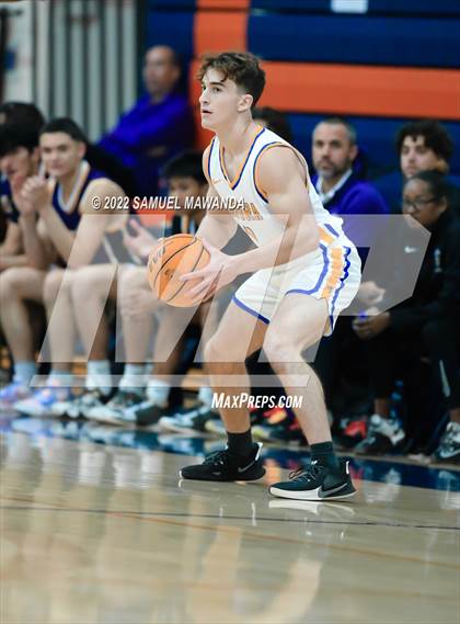 Thumbnail 1 in Agoura vs Valencia (7th Annual West Valley Tip-off Classic) photogallery.