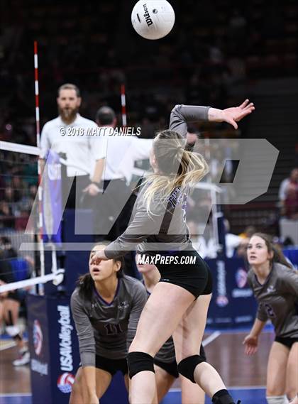 Thumbnail 1 in Discovery Canyon vs. Palmer Ridge (CHSAA 4A Playoff) photogallery.
