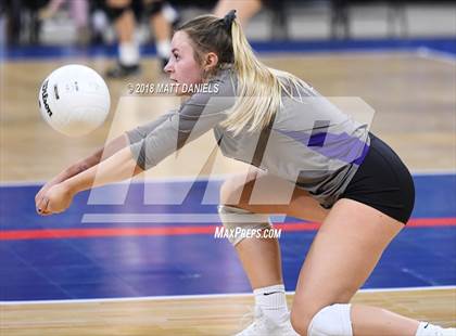 Thumbnail 2 in Discovery Canyon vs. Palmer Ridge (CHSAA 4A Playoff) photogallery.