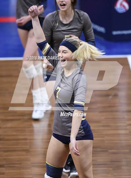 Thumbnail 1 in Discovery Canyon vs. Palmer Ridge (CHSAA 4A Playoff) photogallery.