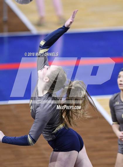 Thumbnail 2 in Discovery Canyon vs. Palmer Ridge (CHSAA 4A Playoff) photogallery.