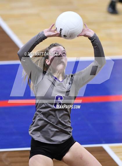 Thumbnail 2 in Discovery Canyon vs. Palmer Ridge (CHSAA 4A Playoff) photogallery.