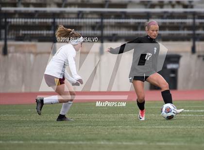 Thumbnail 1 in Silver Creek vs. Windsor (CHSAA 4A Semi-Final) photogallery.