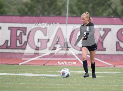 Thumbnail 2 in Silver Creek vs. Windsor (CHSAA 4A Semi-Final) photogallery.