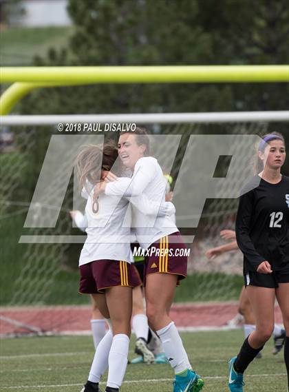 Thumbnail 2 in Silver Creek vs. Windsor (CHSAA 4A Semi-Final) photogallery.