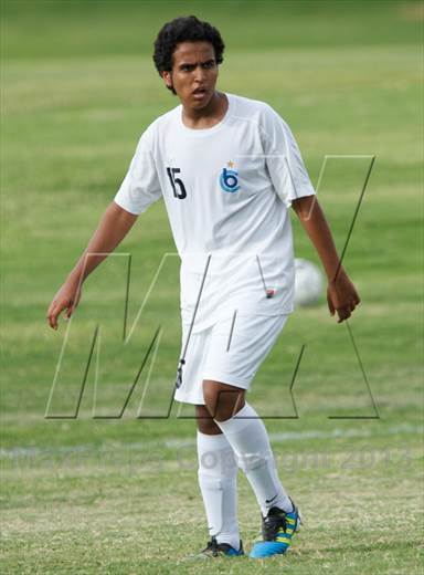 null - Photo 01