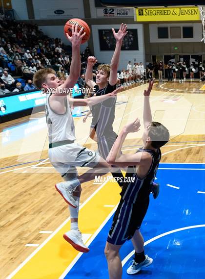 Thumbnail 1 in Lehi vs. Olympus (UHSAA 5A Semifinal) photogallery.