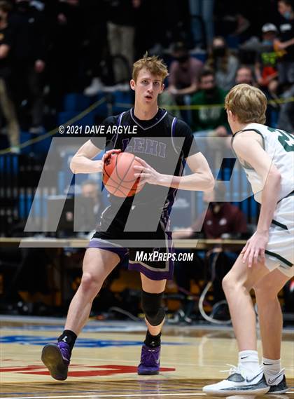 Thumbnail 3 in Lehi vs. Olympus (UHSAA 5A Semifinal) photogallery.