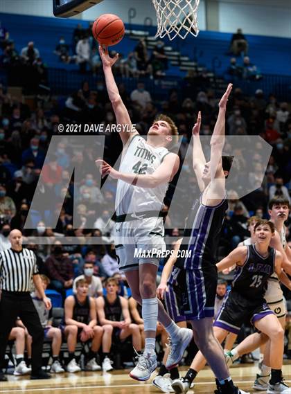 Thumbnail 3 in Lehi vs. Olympus (UHSAA 5A Semifinal) photogallery.