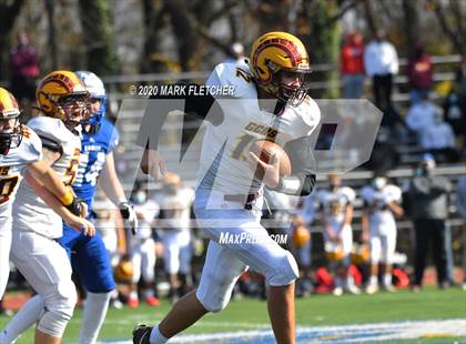 Thumbnail 2 in Gloucester Catholic @ Paul VI photogallery.