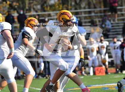 Thumbnail 2 in Gloucester Catholic @ Paul VI photogallery.