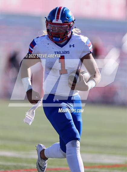 Thumbnail 3 in Fountain-Fort Carson @ Regis Jesuit photogallery.