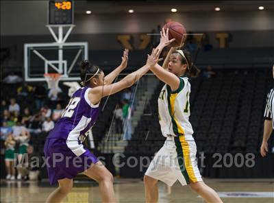 Thumbnail 1 in Waynesboro vs Bruton (VHSL AA Semifinal) photogallery.