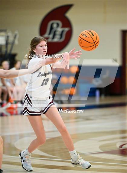 Thumbnail 1 in Seminole @ Palm Harbor University  photogallery.