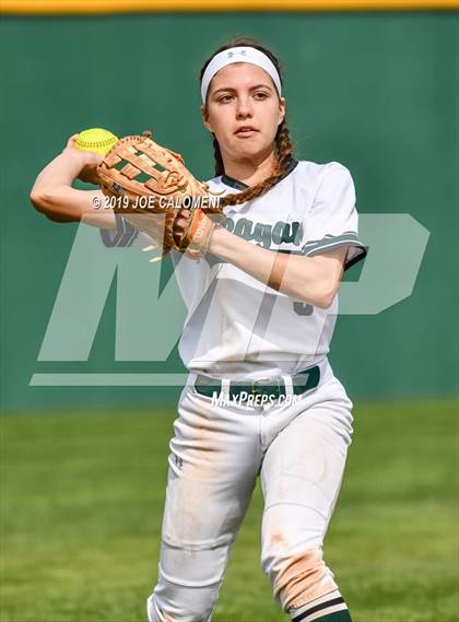 Thumbnail 2 in Reagan [Ronald] vs Antonian Prep (NEISD Softball Tournament) photogallery.