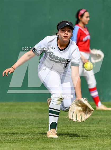 Thumbnail 3 in Reagan [Ronald] vs Antonian Prep (NEISD Softball Tournament) photogallery.