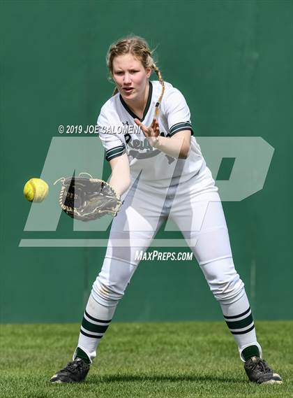 Thumbnail 3 in Reagan [Ronald] vs Antonian Prep (NEISD Softball Tournament) photogallery.