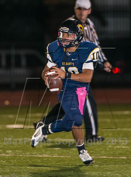 Thumbnail 1 in St. Mary's vs. Bishop Fenwick photogallery.