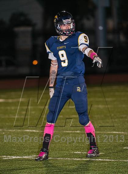 Thumbnail 3 in St. Mary's vs. Bishop Fenwick photogallery.