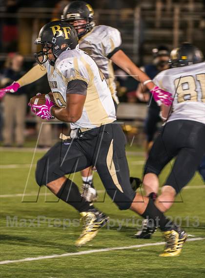 Thumbnail 1 in St. Mary's vs. Bishop Fenwick photogallery.