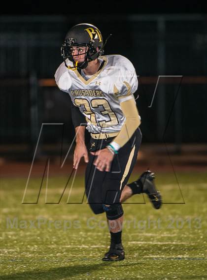Thumbnail 3 in St. Mary's vs. Bishop Fenwick photogallery.