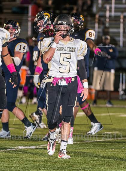 Thumbnail 2 in St. Mary's vs. Bishop Fenwick photogallery.