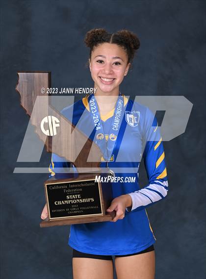 Thumbnail 2 in Ripon Christian @ Redwood (CIF State D3 Final Awards) photogallery.