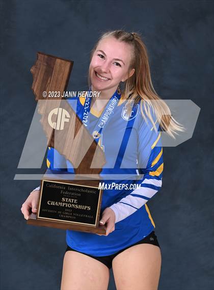 Thumbnail 1 in Ripon Christian @ Redwood (CIF State D3 Final Awards) photogallery.
