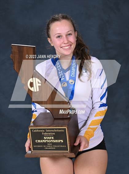 Thumbnail 3 in Ripon Christian @ Redwood (CIF State D3 Final Awards) photogallery.