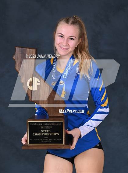 Thumbnail 2 in Ripon Christian @ Redwood (CIF State D3 Final Awards) photogallery.