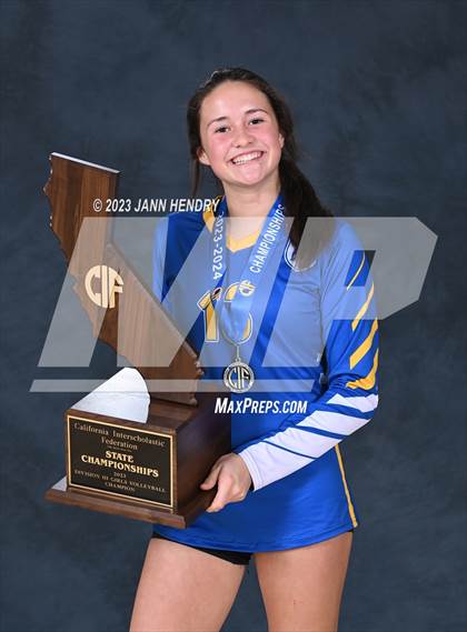 Thumbnail 1 in Ripon Christian @ Redwood (CIF State D3 Final Awards) photogallery.