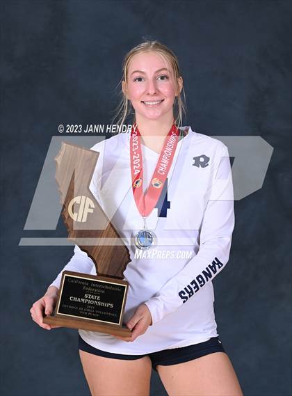 Thumbnail 2 in Ripon Christian @ Redwood (CIF State D3 Final Awards) photogallery.