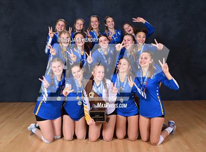 Thumbnail 2 in Ripon Christian @ Redwood (CIF State D3 Final Awards) photogallery.