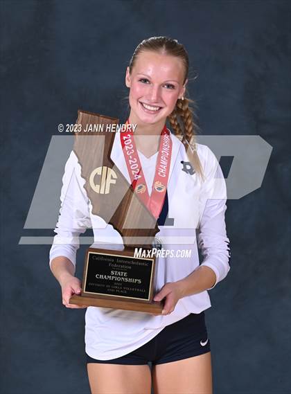 Thumbnail 2 in Ripon Christian @ Redwood (CIF State D3 Final Awards) photogallery.