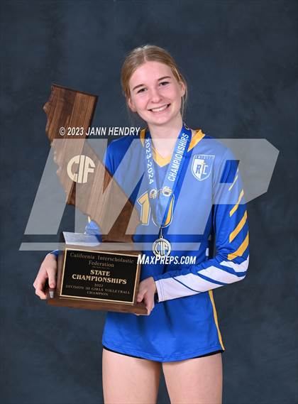Thumbnail 1 in Ripon Christian @ Redwood (CIF State D3 Final Awards) photogallery.