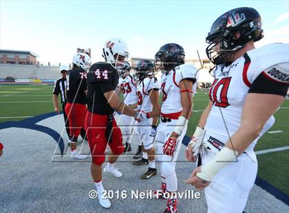 Thumbnail 2 in Lovejoy vs. Argyle photogallery.