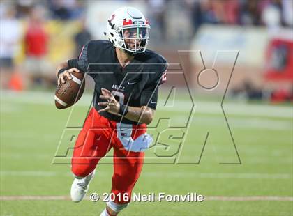 Thumbnail 3 in Lovejoy vs. Argyle photogallery.
