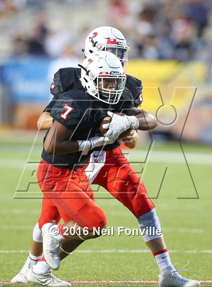 Thumbnail 3 in Lovejoy vs. Argyle photogallery.