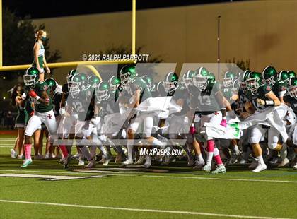 Thumbnail 3 in Pearland @ Strake Jesuit photogallery.