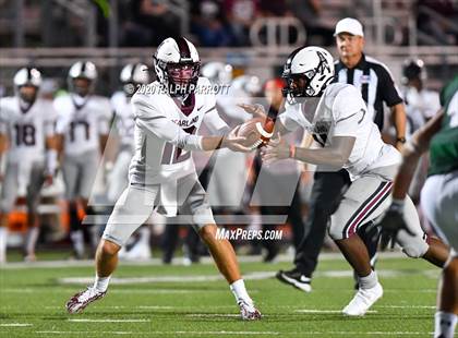 Thumbnail 3 in Pearland @ Strake Jesuit photogallery.