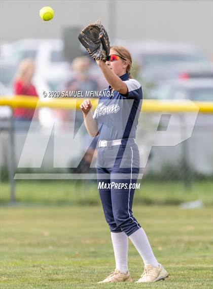 Thumbnail 1 in Elkhorn South @ Pius X photogallery.