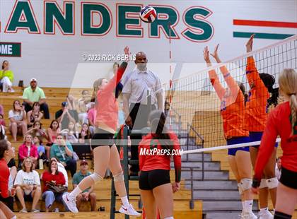 Thumbnail 3 in College Park vs Grand Oaks photogallery.