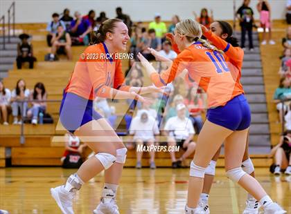 Thumbnail 3 in College Park vs Grand Oaks photogallery.