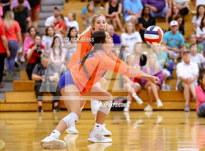 Thumbnail 3 in College Park vs Grand Oaks photogallery.