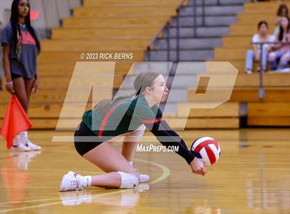 Thumbnail 2 in College Park vs Grand Oaks photogallery.