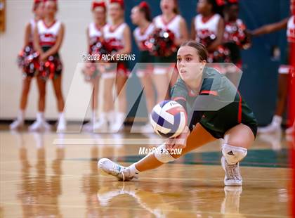 Thumbnail 2 in College Park vs Grand Oaks photogallery.
