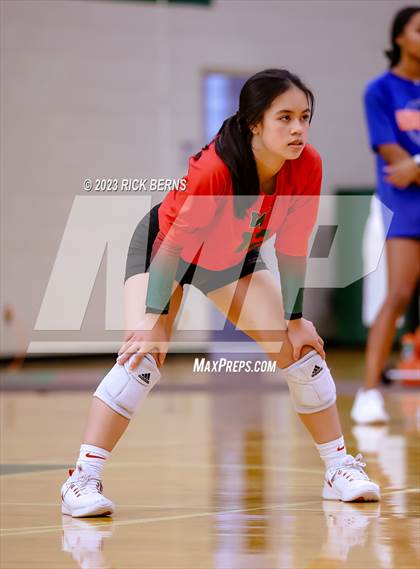Thumbnail 1 in College Park vs Grand Oaks photogallery.